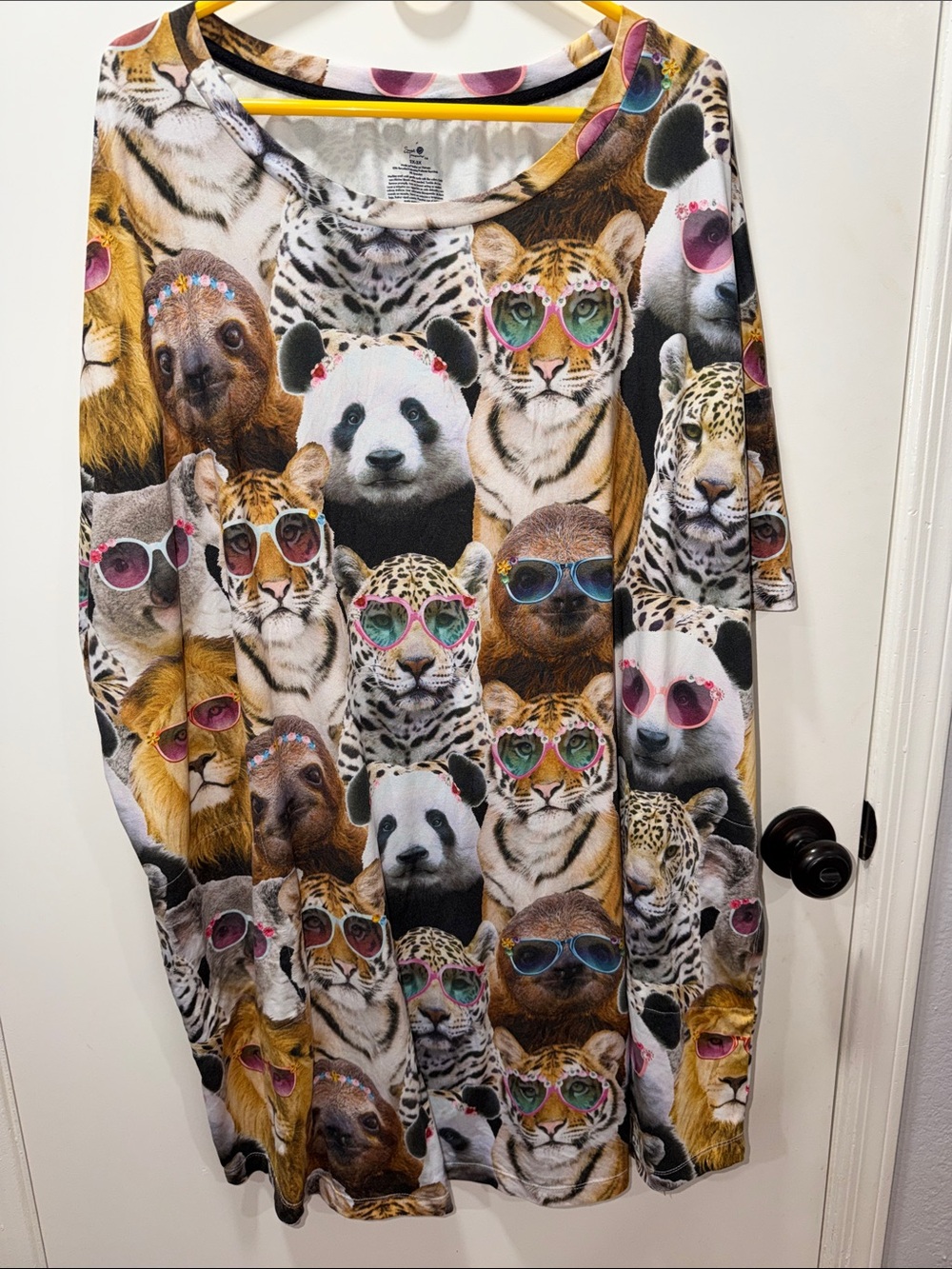 Women’s Animal Print Tunic Top in Multicolor